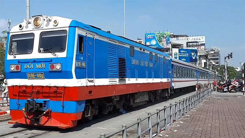 Đường sắt Hải Phòng - Nha Trang