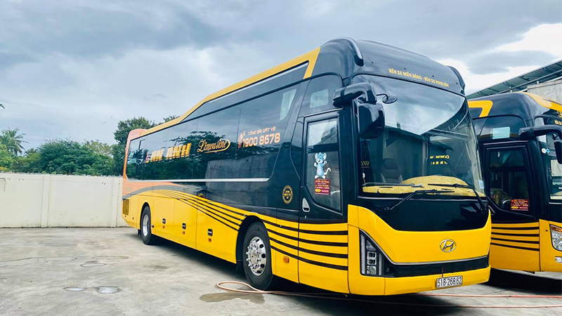 Xe khách Vân Đồn đi Sài Gòn