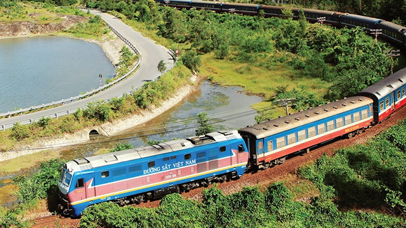 Đường sắt Vinh - Sài Gòn 