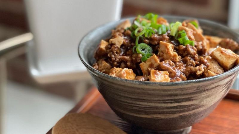 Thưởng thức đậu phụ Tứ Xuyên qua kinh nghiệm du lịch Trung Quốc