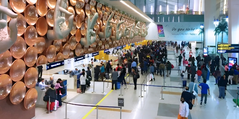 Kiến trúc đặc trưng bên trong sân bay quốc tế Indira Gandhi (New Delhi)