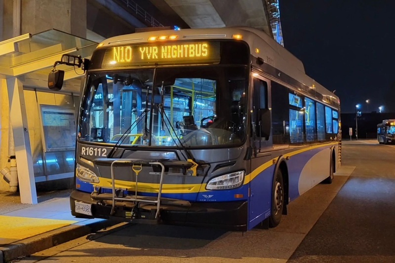 N10 YVR Nightbus Canada