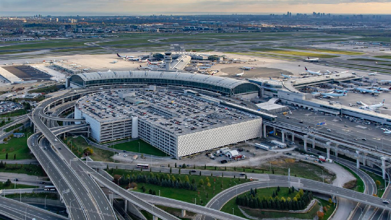 Sân bay quốc tế Toronto Pearson YYZ