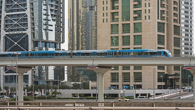 Tàu điện (Metro) tại Dubai