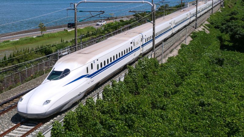 Di chuyển thuận tiện bằng Shinkansen