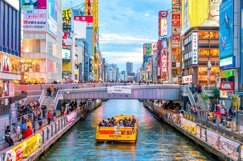 Osaka - Trung tâm kinh tế văn hóa sôi động