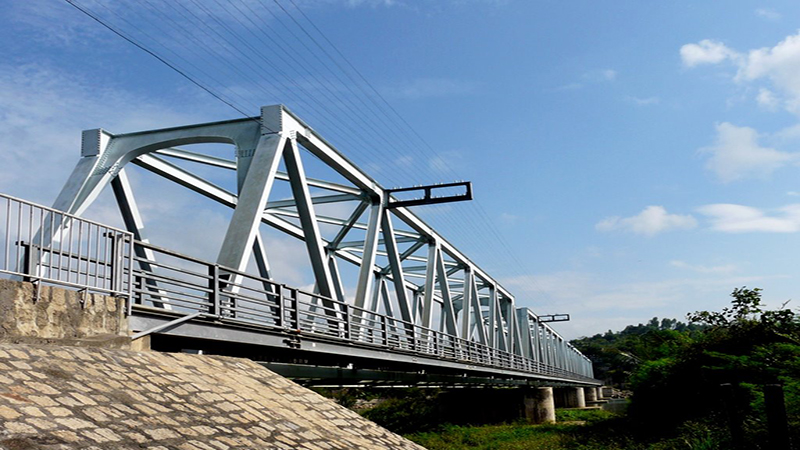 Cầu sắt Nha Trang - điểm check in mới cho du khách