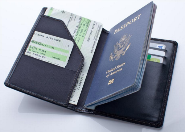 Passport giấy tờ không thể thiếu trong các chuyến bay quốc tế 