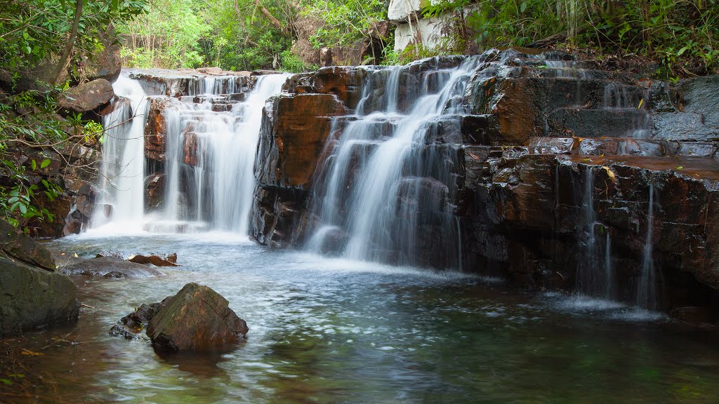  Da Ngon Stream where the heights follow the heights