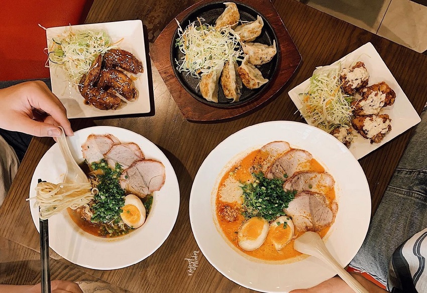 Tokyo Tan Tan Ramen là một trong những quán ăn ngon Ô Chợ Dừa thu hút nhiều thực khách ghé đến