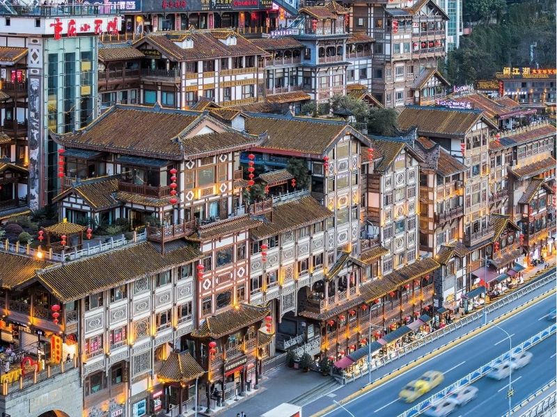 Kiến tr&uacute;c 11 tầng độc đ&aacute;o tại phố cổ Hồng Nhai Động Tr&ugrave;ng Kh&aacute;nh