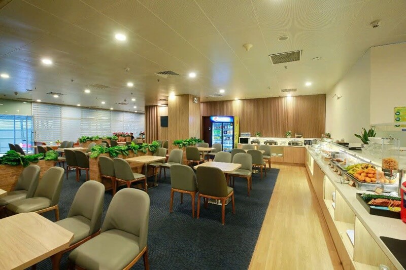 Ph&ograve;ng chờ s&acirc;n bay Đ&agrave; Nẵng Business Class Lounge C2