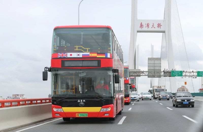 Di chuyển bằng xe kh&aacute;ch đường d&agrave;i ở Trung Quốc