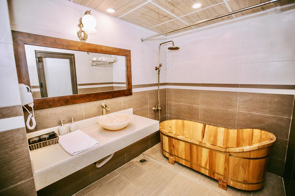 Bồn tắm lạ mắt chỉ có tại Sapa Charm Hotel