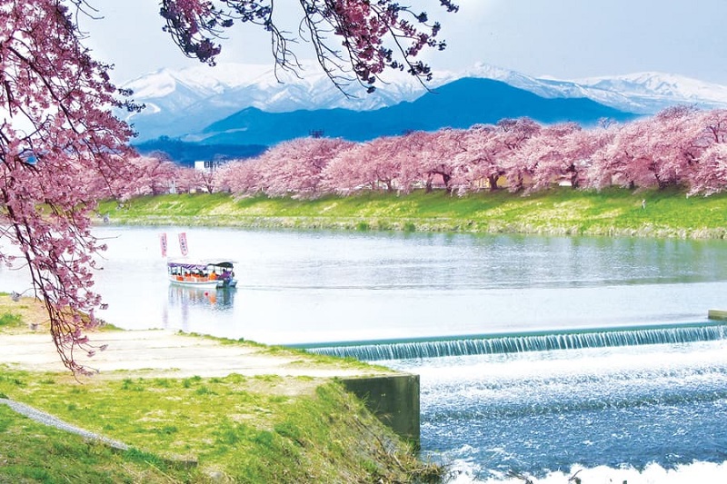 Khám phá thiên nhiên tuyệt đẹp của Tohoku