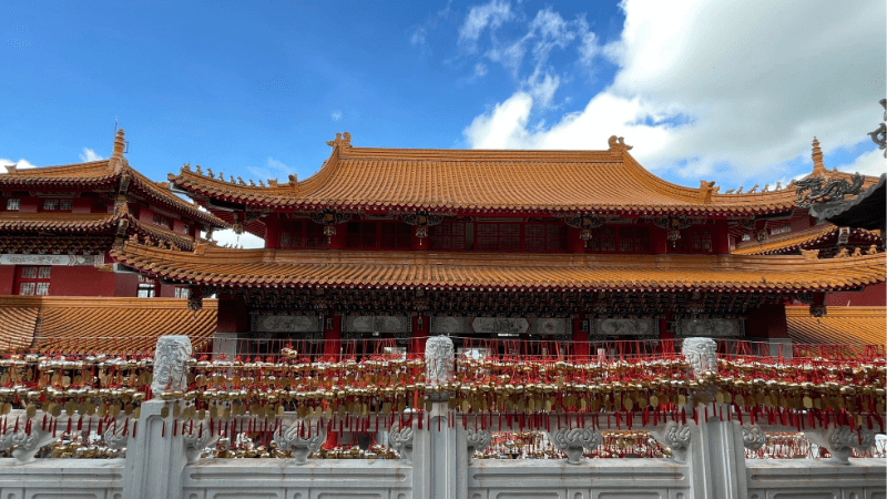 Miếu Văn Võ gần hồ Nhật Nguyệt