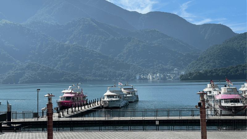 Trải nghiệm du thuyền hồ Nhật Nguyệt