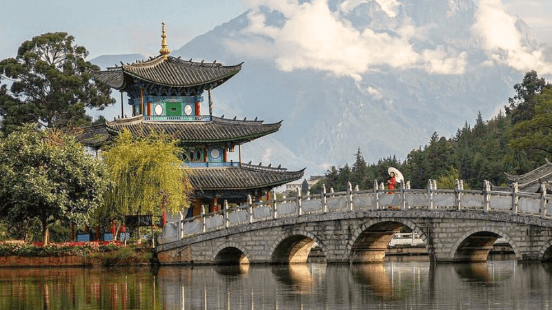 Hắc Long Đàm thơ mộng tại Lệ Giang