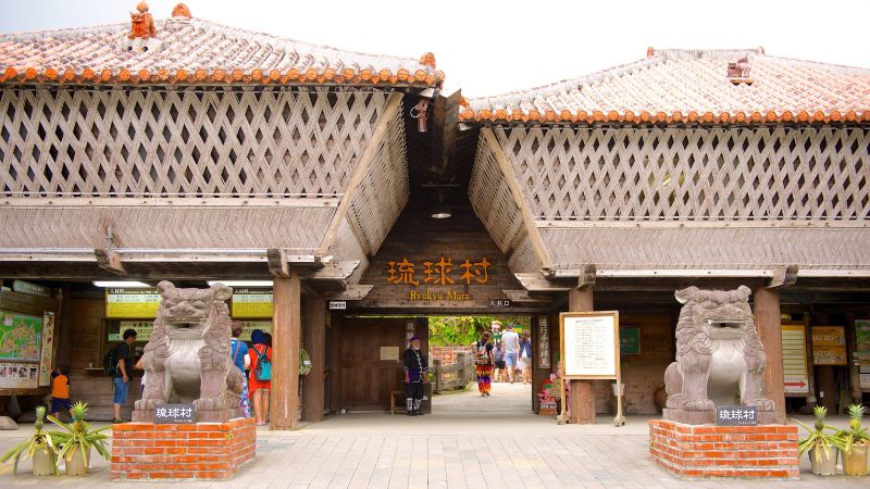 Tham quan Ryukyu Mura 
