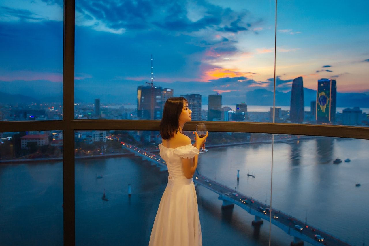 Ngắm nhìn sông Hàn đầy thơ mộng tại Vinpearl Condotel Riverfront Đà Nẵng