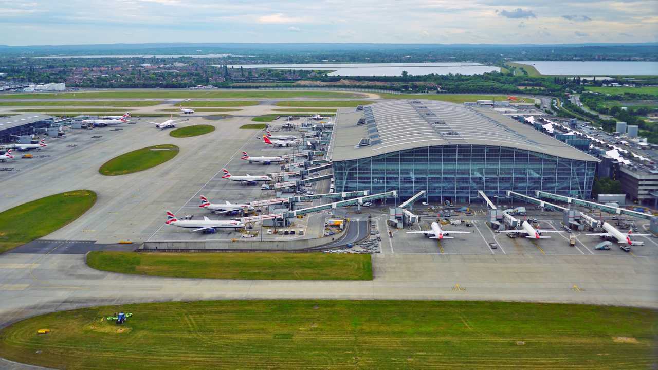 Sân bay Heathrow (London, Anh) cách trung tâm bao xa? Cách di chuyển từ sân  bay đến trung tâm - BestPrice