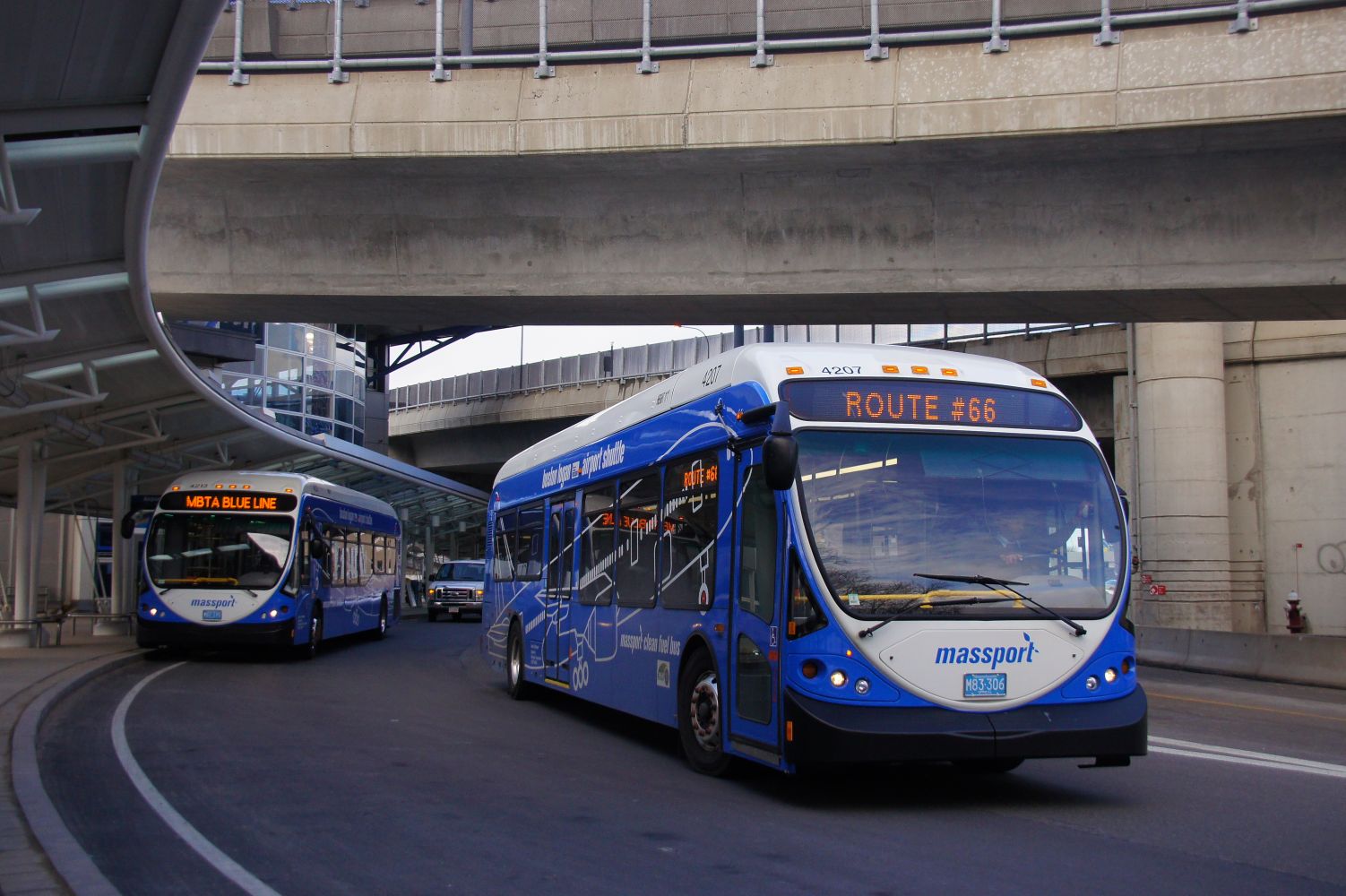 Xe bus siêu tốc Boston