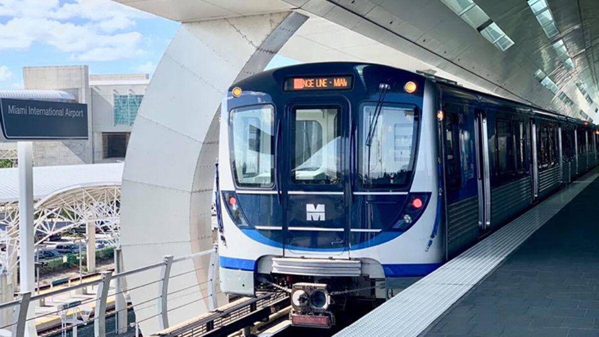 Đường sắt Rail tại sân bay Miami