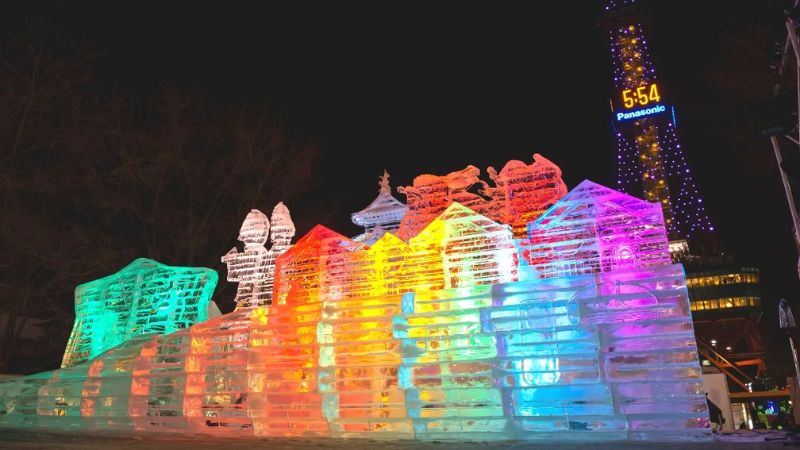 Lễ hội Tuyết Sapporo ở Công viên Odori.