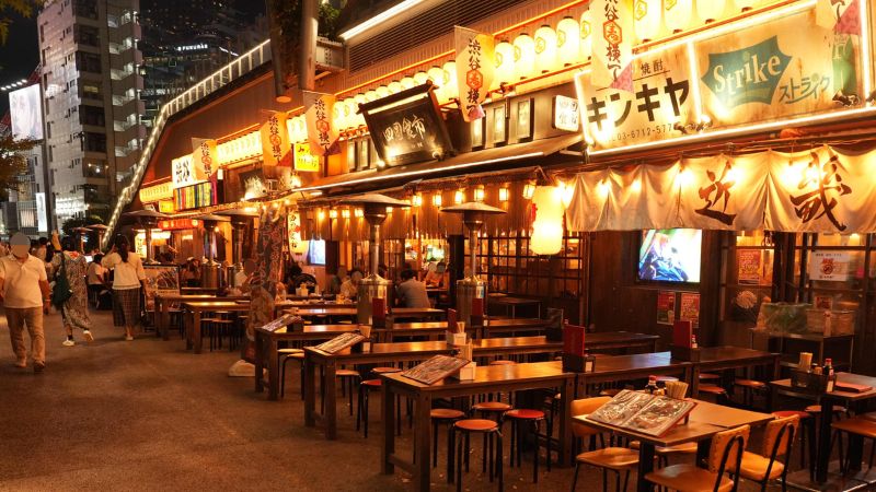 Một Nhật Bản hoài cổ giữa Shibuya hiện đại