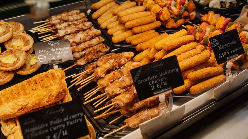 Kushikatsu l&agrave; m&oacute;n ăn đường phố nổi tiếng tại Osake
