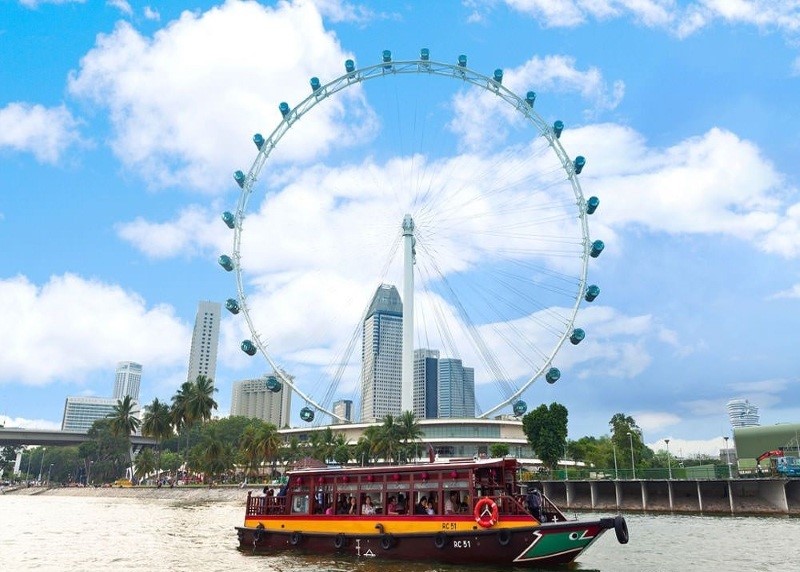 Singapore Flyer - điểm du lịch nổi bật tại Singapore