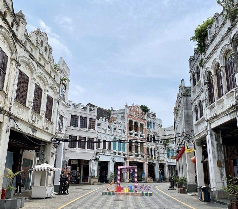 Tham quan phố cổ Qilou ở đảo Hải Nam