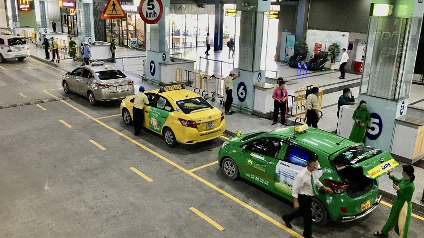 Taxi tại sân bay Tân Sơn Nhất