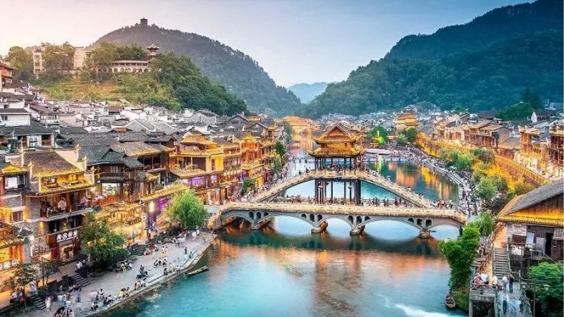 Trải nghiệm thực tế thời tiết Phượng Ho&agrave;ng Cổ Trấn