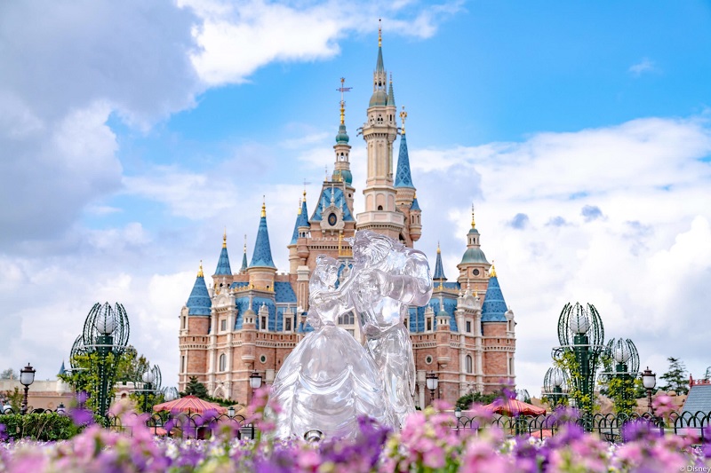 Thỏa thích vui chơi tại công viên Disneyland Thượng Hải