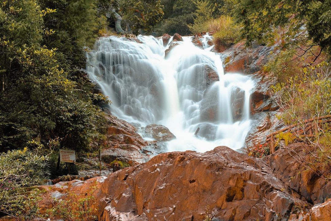 Thác Datanla - Một trong các thác ở Đà Lạt nổi tiếng nhất