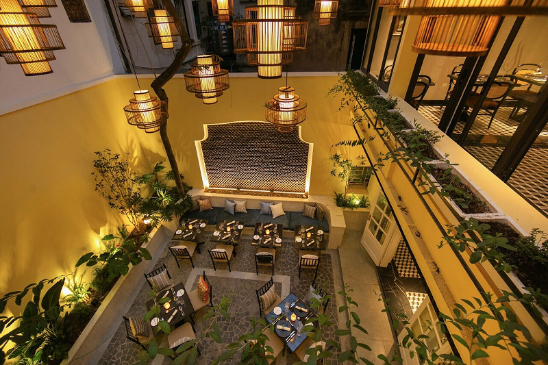 Không gian sang trọng và ấm cúng của nhà hàng Spices Villa 