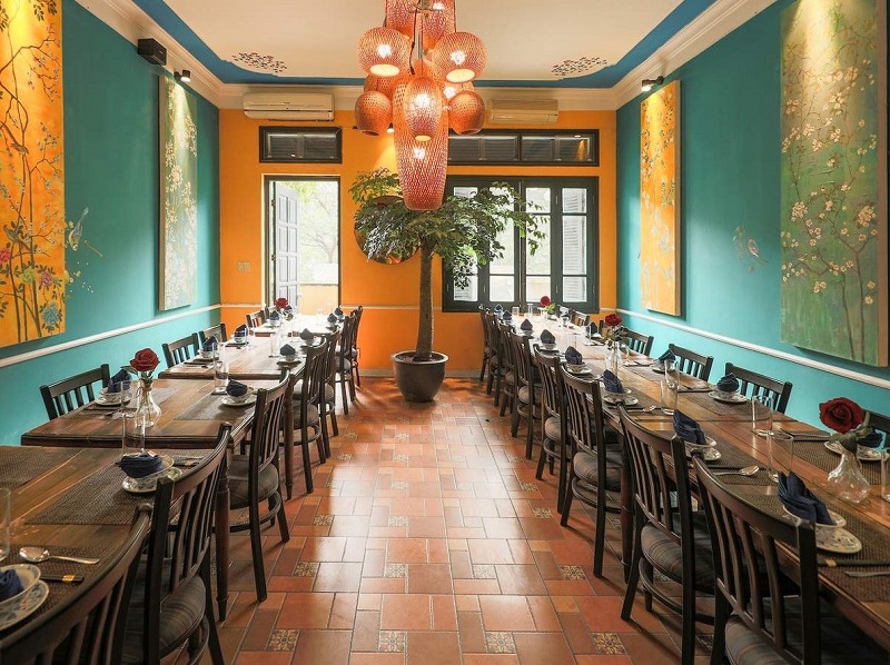 Nhà hàng có thiết kế đậm chất trời Âu cổ, mang cảm giác hiện đại