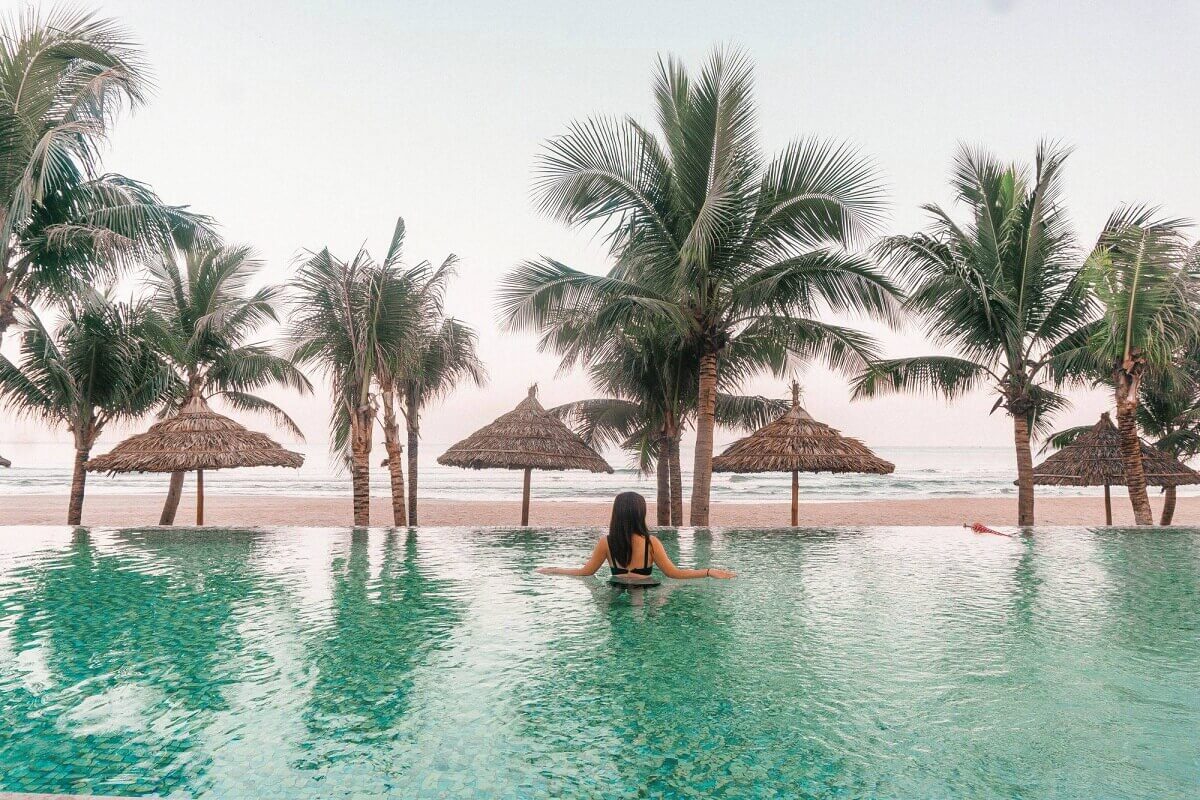 Khách sạn Fusion Suites Danang Beach - điểm khởi hành cho chuyến đi nhiều trải nghiệm