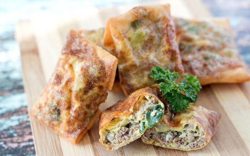 Thưởng thức món bánh kếp nhồi Murtabak được yêu thích trong nền ẩm thực Malaysia