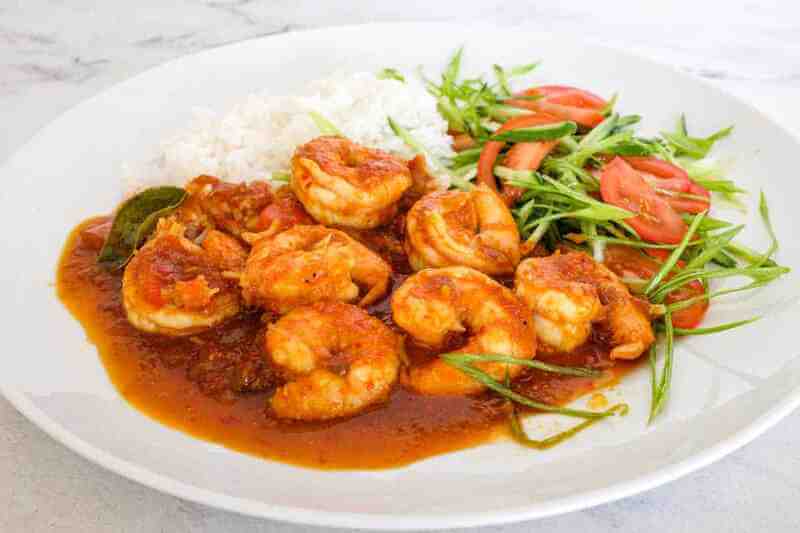 Thưởng thức món Sambal Udang