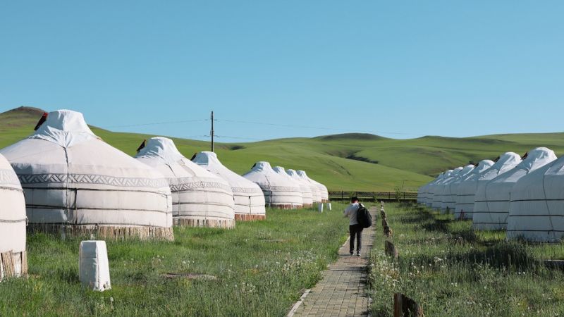 Trở th&agrave;nh người du mục thực thụ khi nghỉ đ&ecirc;m tại lều Ger