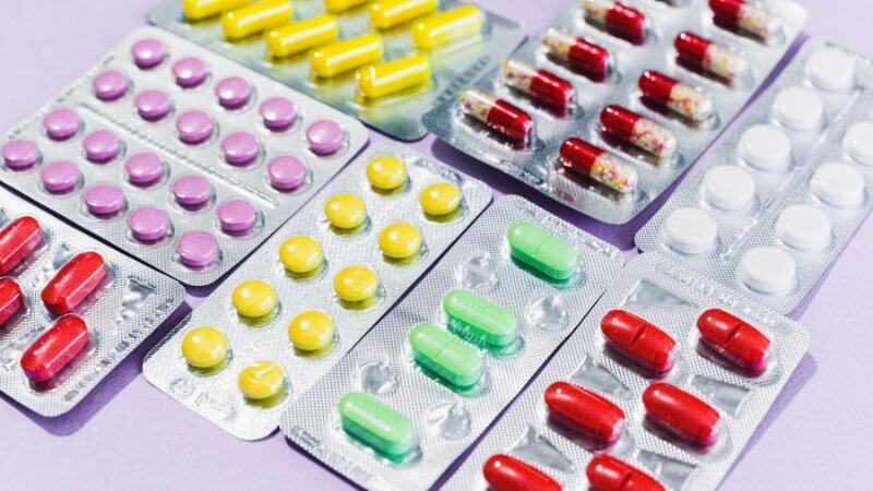 Lưu ý khi mang thuốc y tế trong hành lý đi Úc