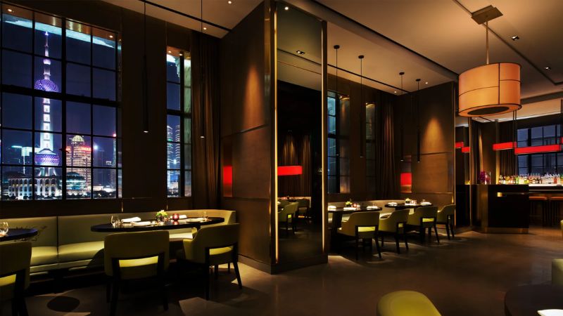 Nh&agrave; h&agrave;ng Hakkasan Shanghai view s&ocirc;ng Ho&agrave;ng Phố