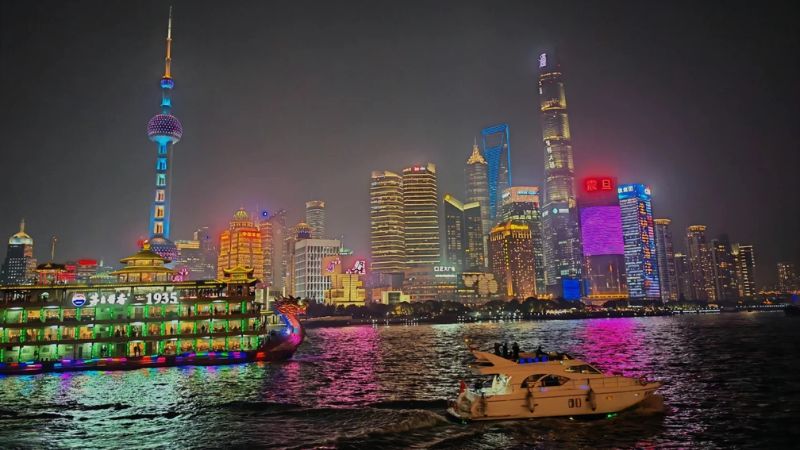 Nhiều du kh&aacute;ch nhận x&eacute;t m&ugrave;a thu th&iacute;ch hợp nhất để đến s&ocirc;ng Ho&agrave;ng Phố