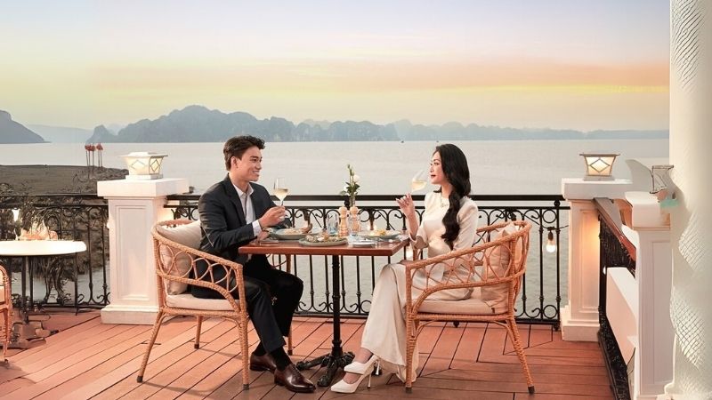 Những bữa tối sang chảnh tại nhà hàng cao cấp (Ảnh: Sưu tầm)