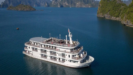 Combo 3N2Đ: Du thuyền Paradise Elegance + Khách sạn Wyndham Legend Hạ Long