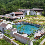 Combo 3N2Đ Legacy Yên Tử - MGallery 5* + Vé máy bay từ Hồ Chí Minh (Tặng vé cáp treo tham quan Thiền viện Trúc Lâm Yên Tử)