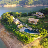 Combo Mai Châu 2N1Đ: Mai Châu Hideaway Lake Resort 4* + Xe khứ hồi