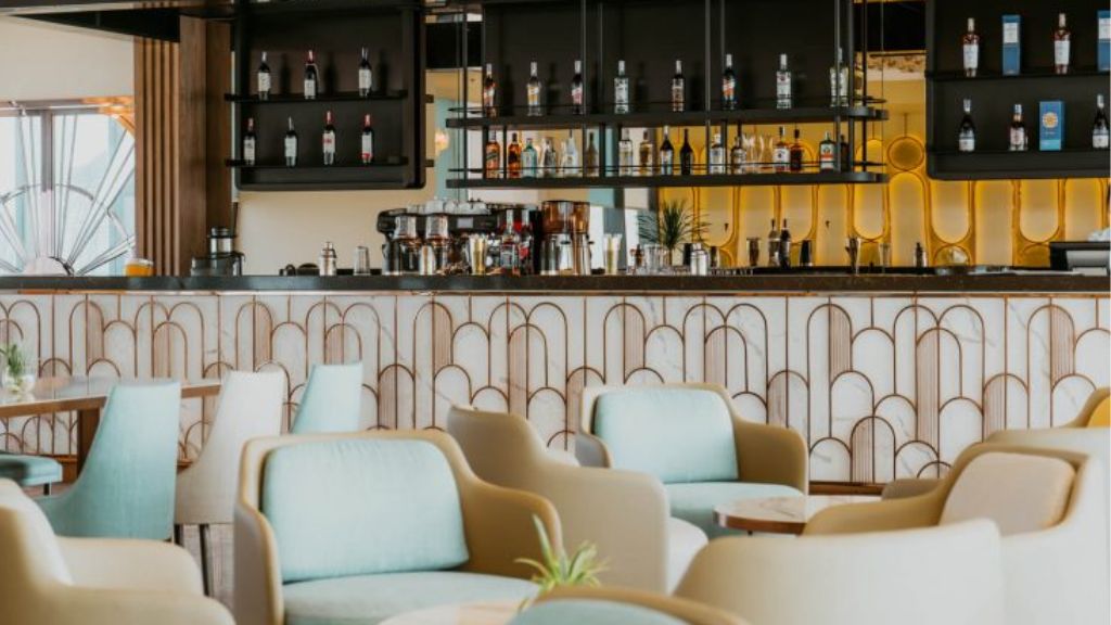 Không gian bar của khách sạn